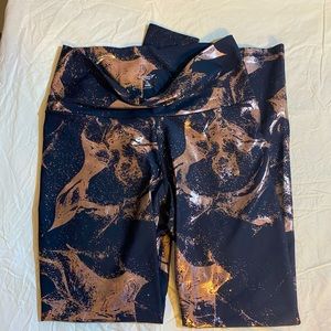 Old Navy Extra High-Waisted Light Compression Hidden Pocket Leggings XL Tall